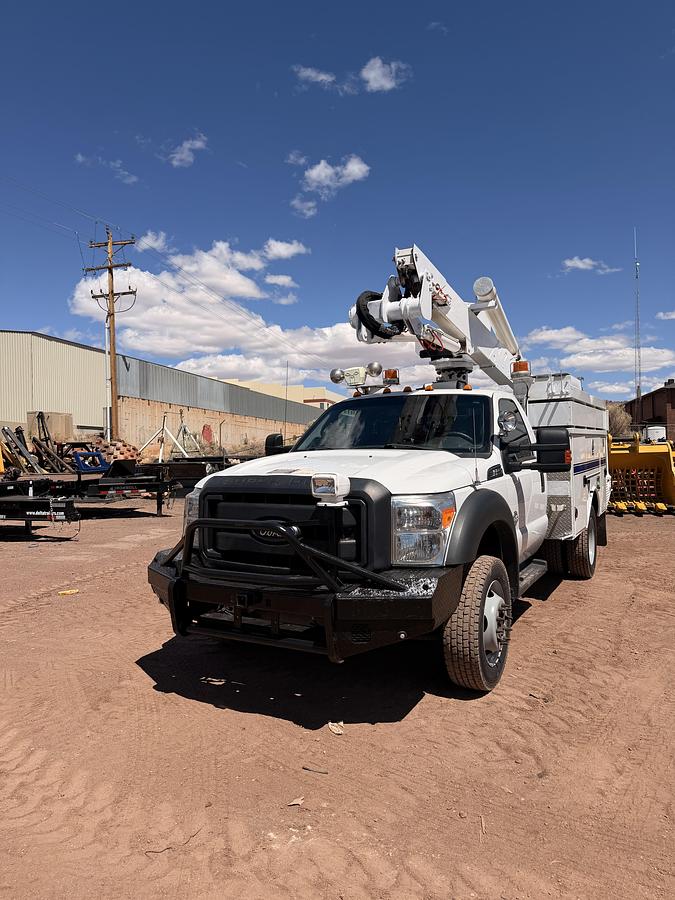 Used 2016 Ford F-550 Bucket Truck