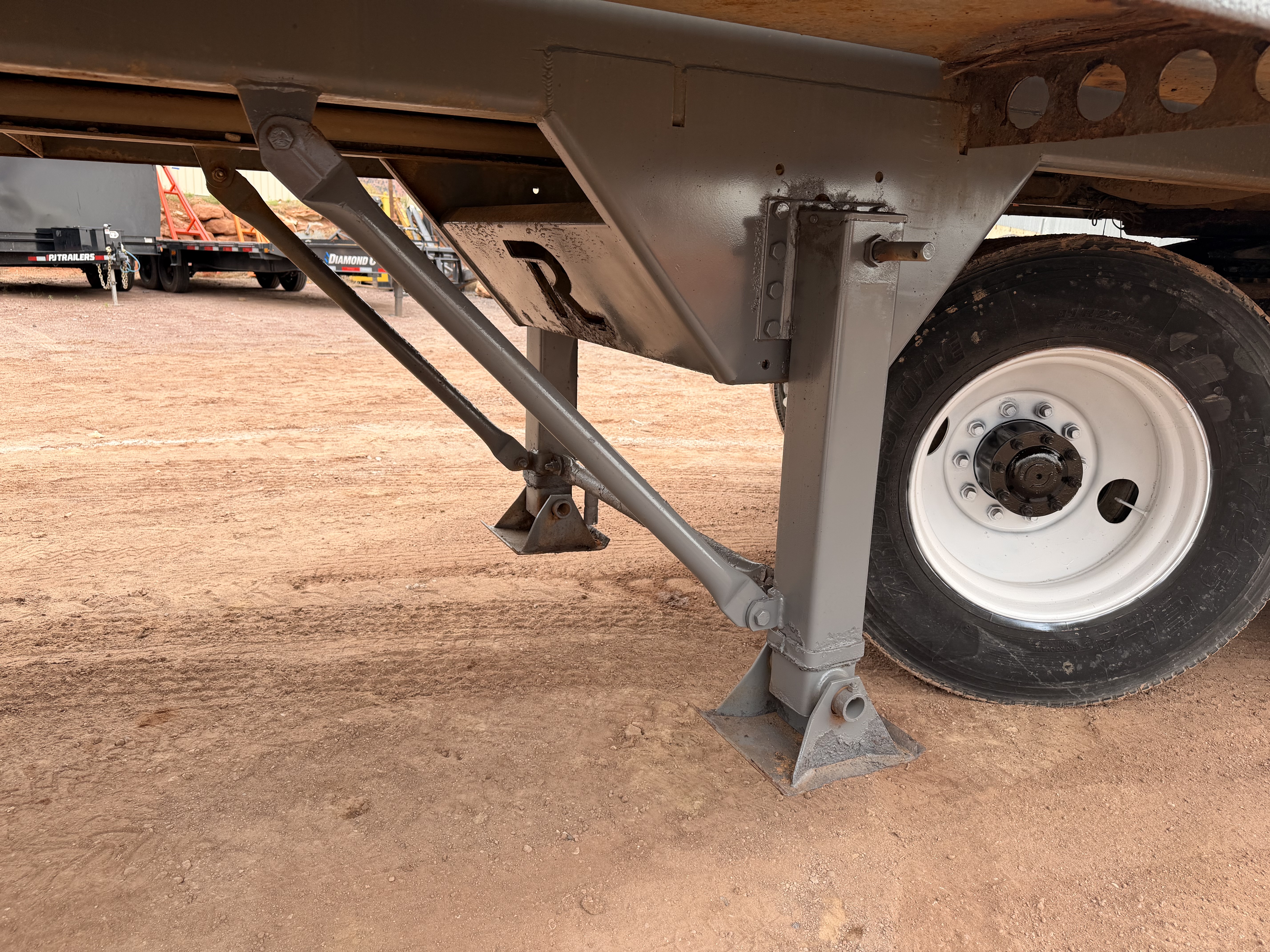 Used 2013 5,460 Gallon Vacuum Tanker Trailer