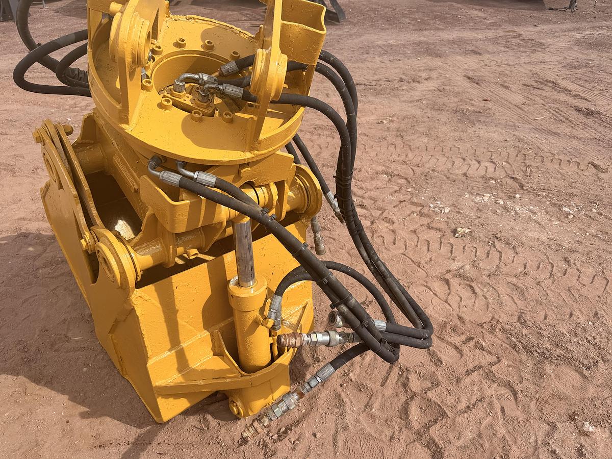 Used Rotating Excavator Grapple