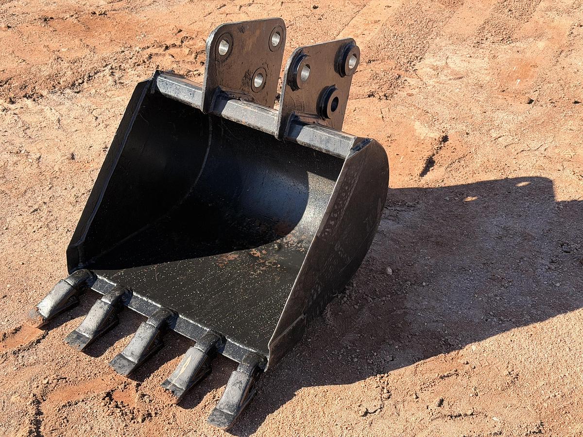 Used 24" Mini Excavator Bucket