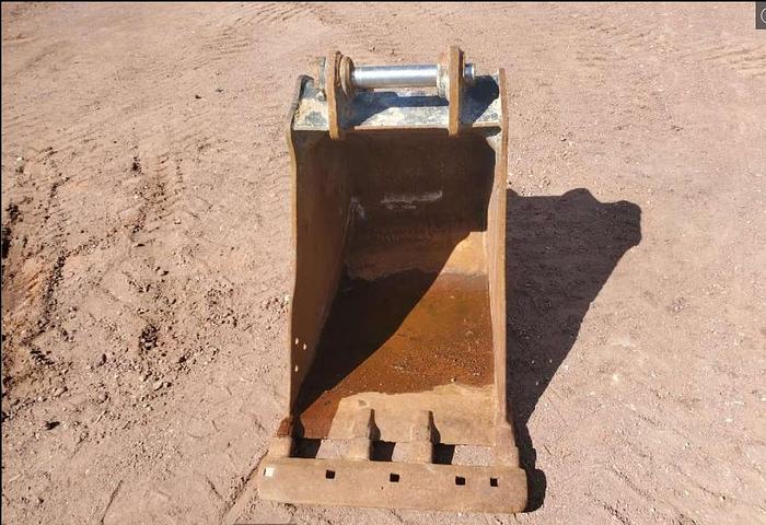 Used 24 inch Cat Mini Excavator Bucket