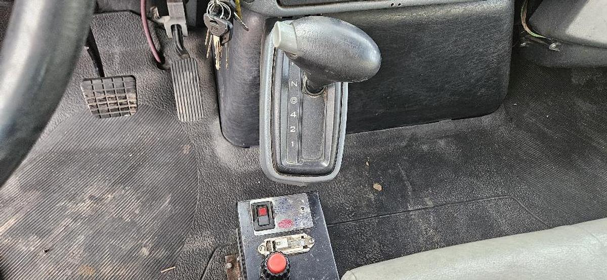 Used 2002 International 4300 DT 466 Dump Truck