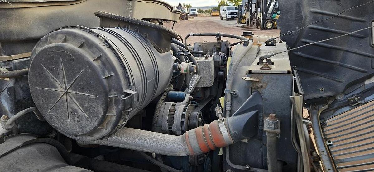 Used 2002 International 4300 DT 466 Dump Truck