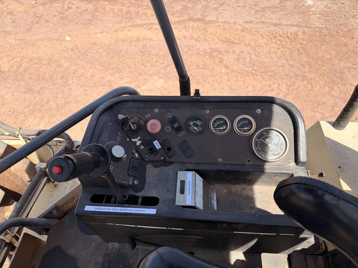 Used 1994 Ingersoll Rand Sheepsfoot Roller