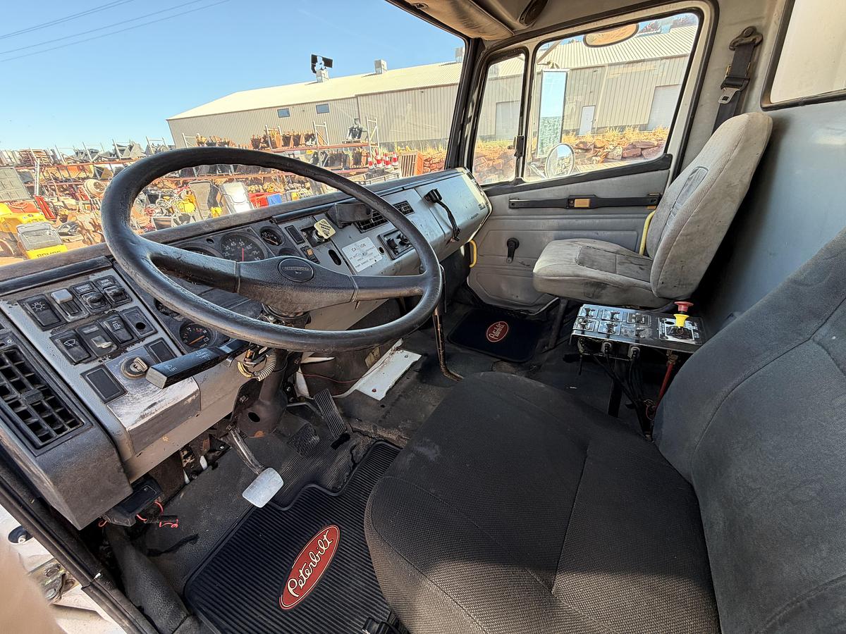 Used 1997 Freightliner Water Truck