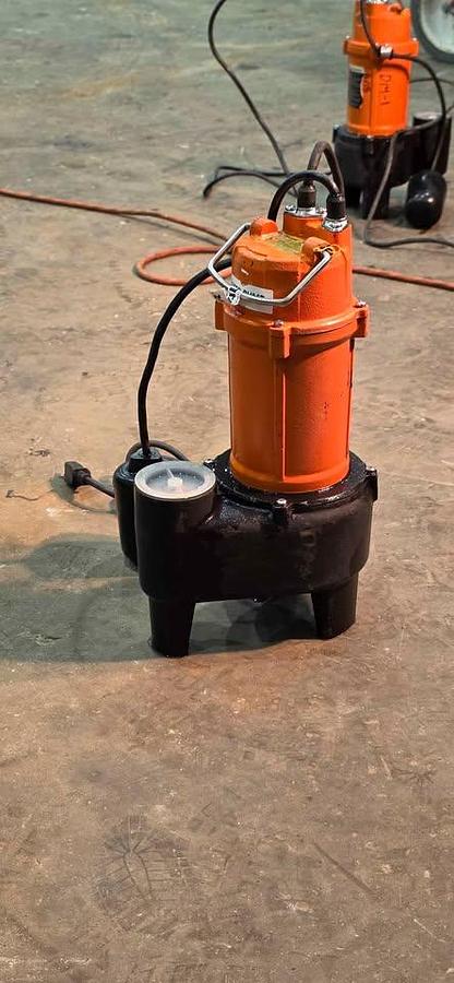 GWalker Submersible Water Pump