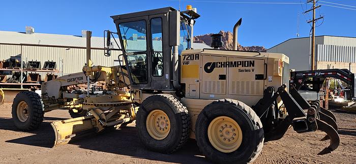 Used 1999 Champion Road Grader