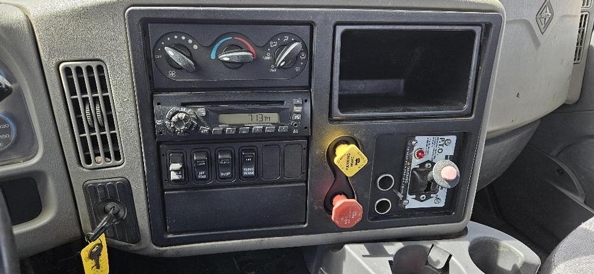 Used 2012 International Water Truck