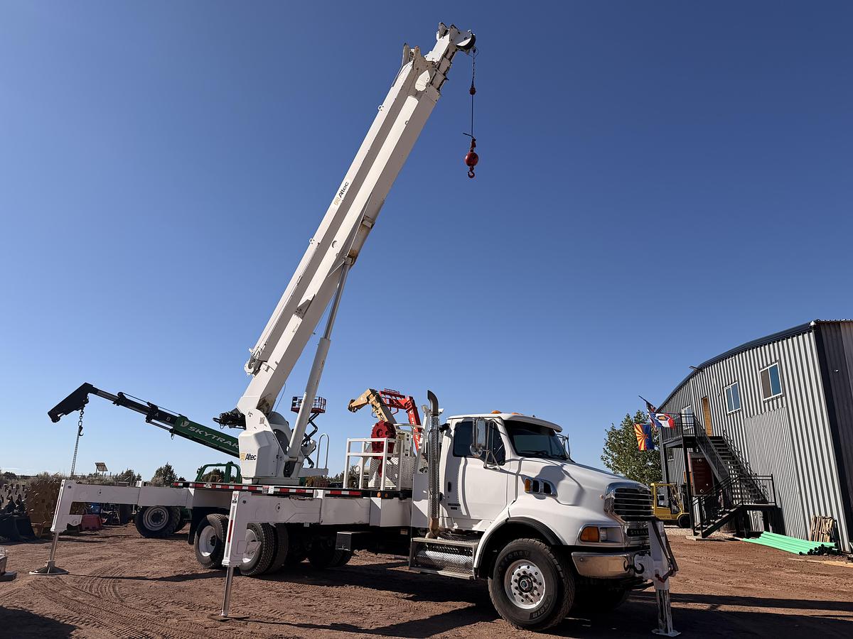 Used 26 Ton Hydraulic Crane Truck
