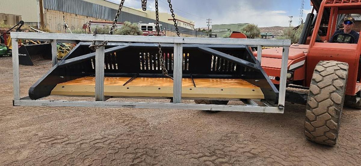 Land Honor Skid Steer Screening Bucket