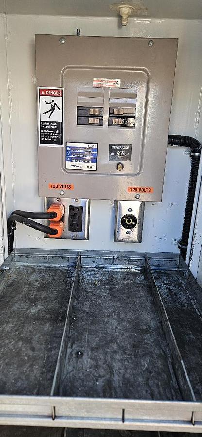 Used 2009 Interntaional 4300 Mechanic Truck