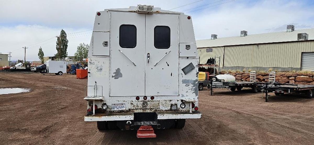 Used 2008 GMC 5500 Utility Van