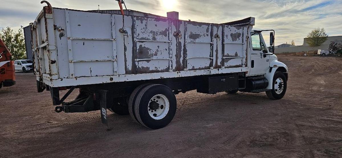 Used 2002 International 4300 DT 466 Dump Truck