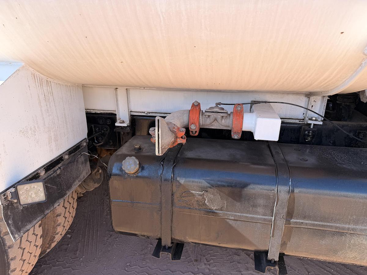 Used 1997 Freightliner Water Truck