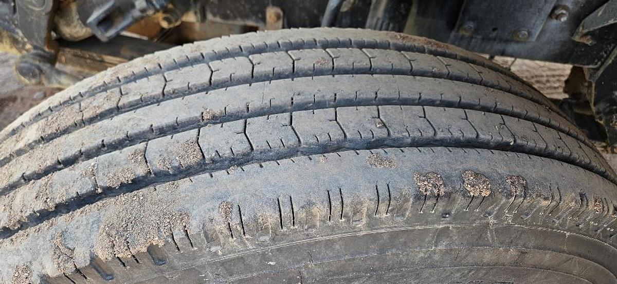 Used Ford LTL 9000 Water Truck