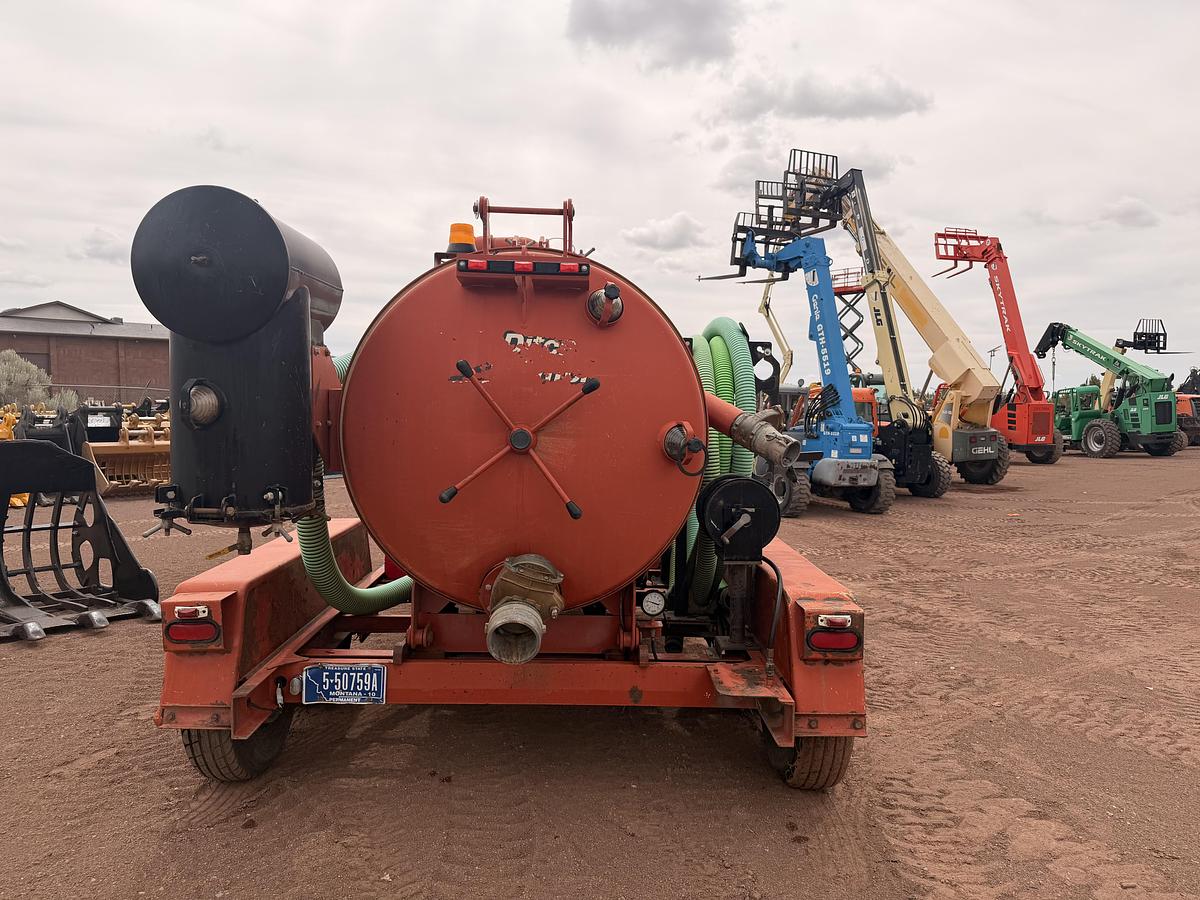 Used Ditch Witch FX25 Vacuum Trailer