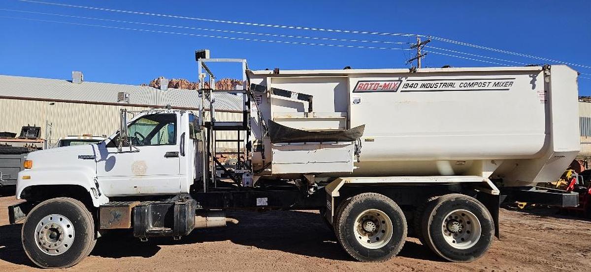 Used 1994 Chevrolet Feed Truck