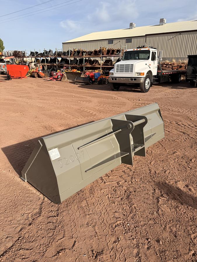Used 8' Telehandler Bucket