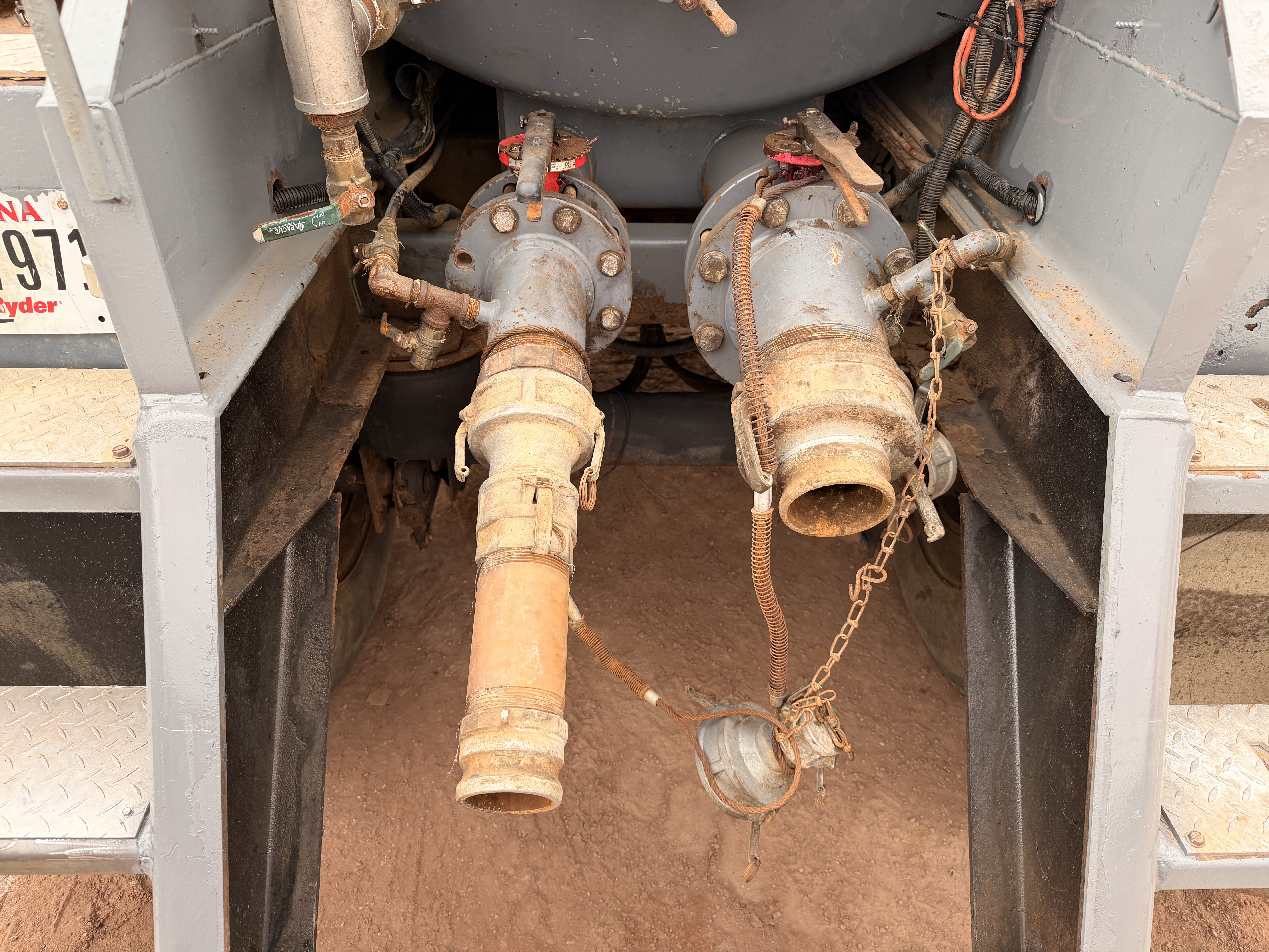 Used 2013 5,460 Gallon Vacuum Tanker Trailer