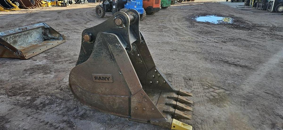 Used 36" Excavator Bucket
