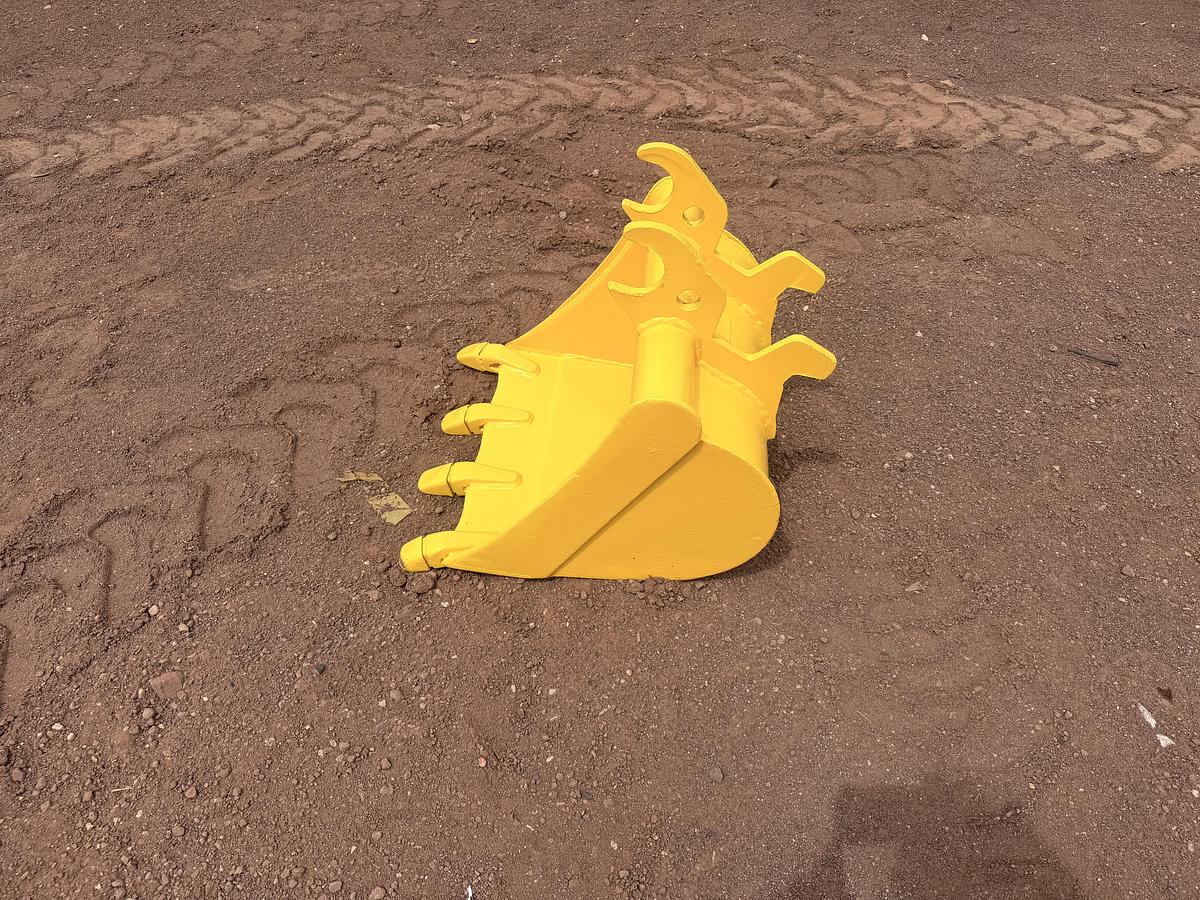 Used 24" John Deere Mini Excavator Bucket