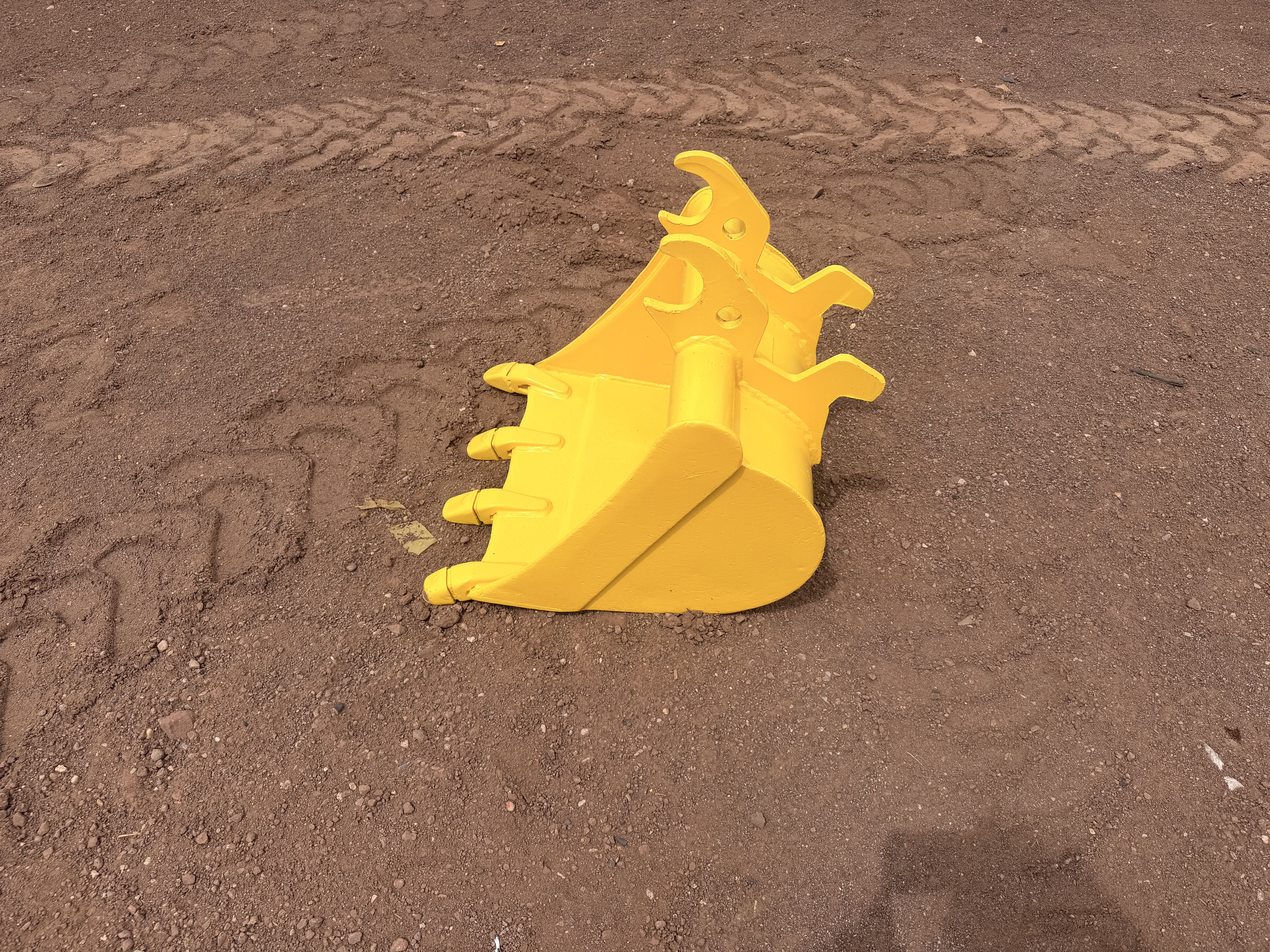 Used 24" John Deere Mini Excavator Bucket