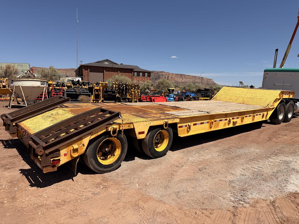 Used 1985 359 Peterbilt & 1997 Load King Equipment Trailer