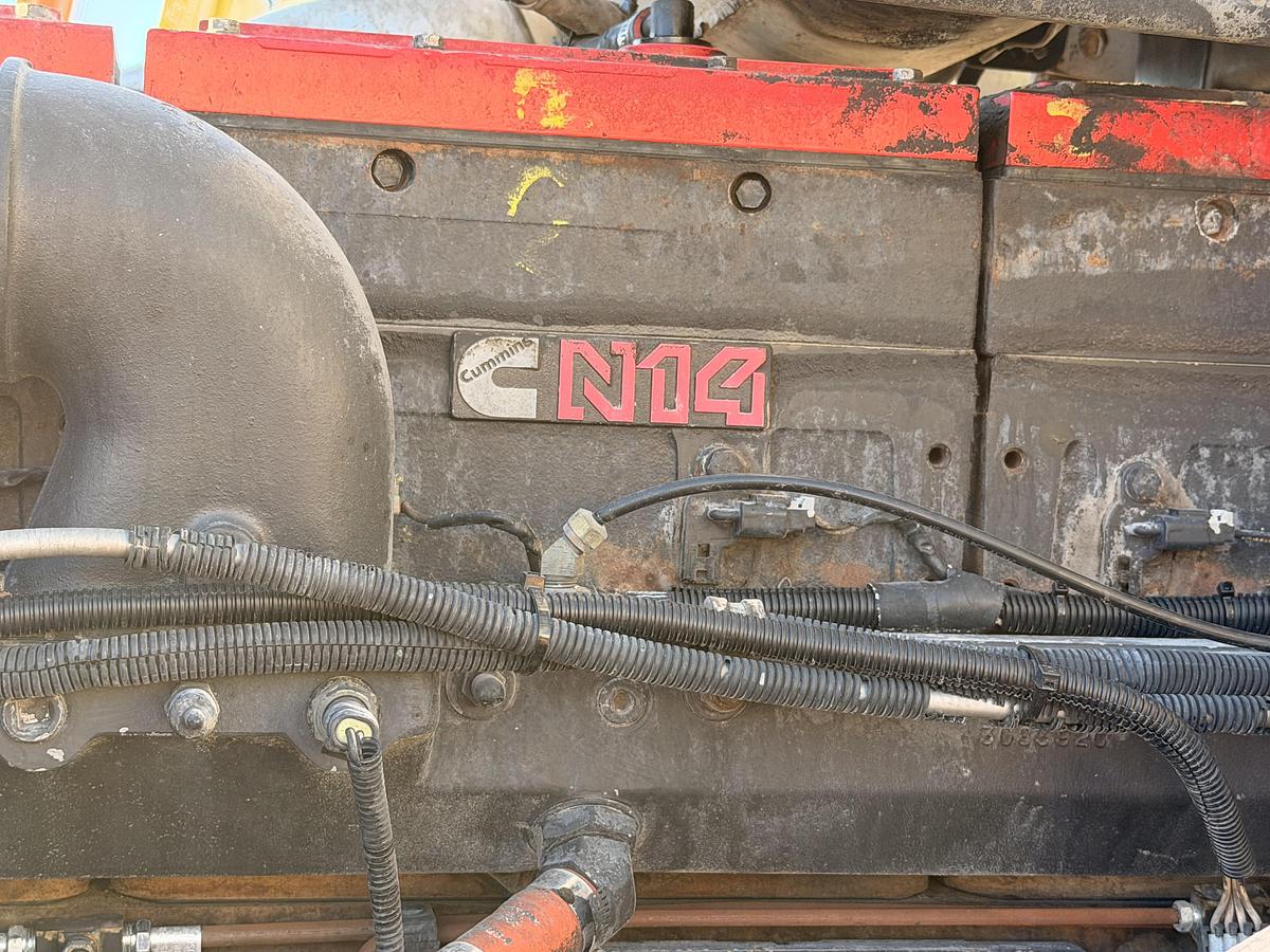 Used 1995 Freightliner FLD120 Truck