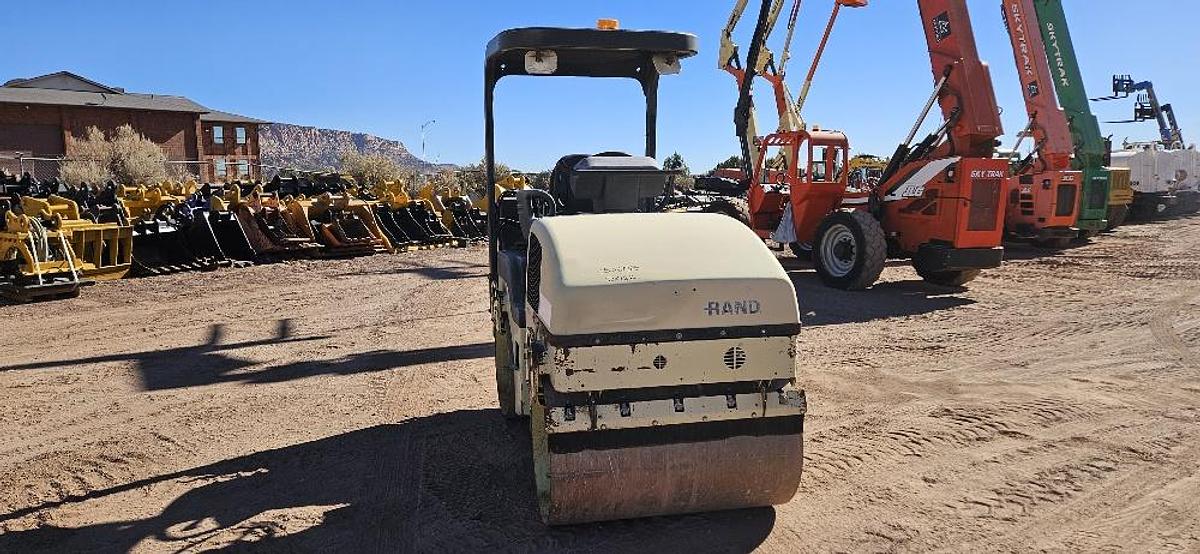 Used Ingersoll Rand DD-28 HF Double Drum Roller Compactor