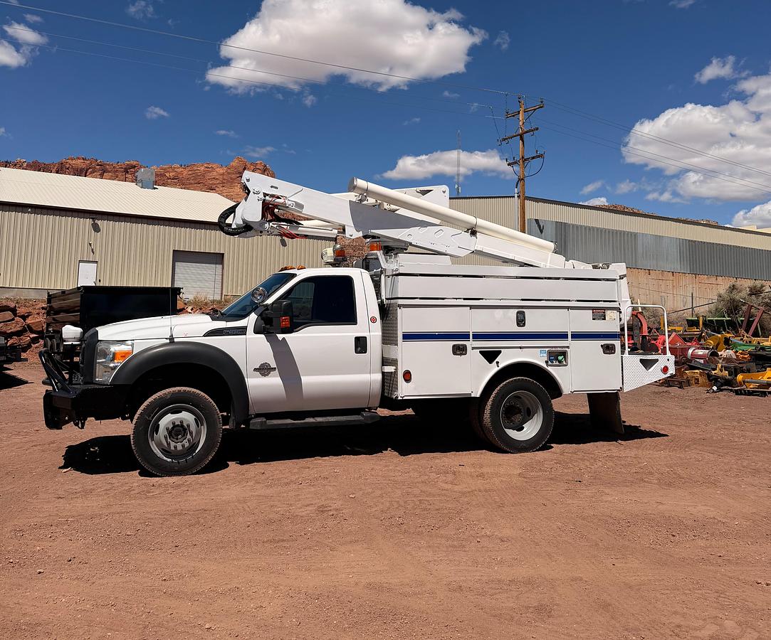 Used 2016 Ford F-550 Bucket Truck