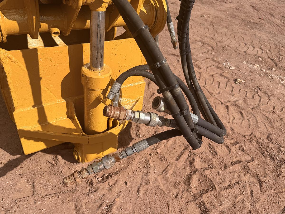Used Rotating Excavator Grapple