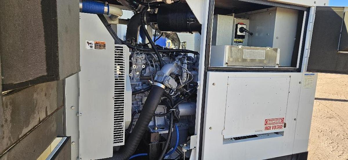 Used 2017 Whisper Whatt DH-07501 Generator