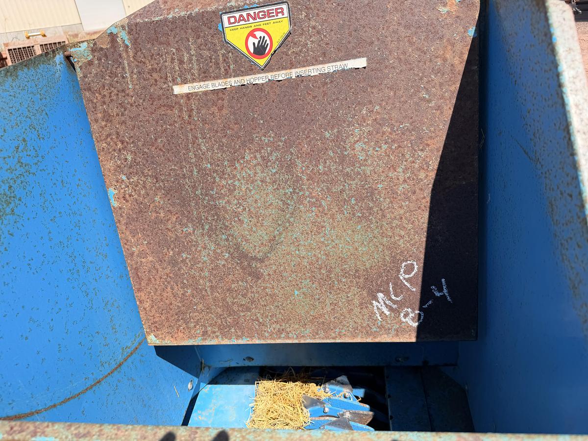 Used Goossen Bale Chopper
