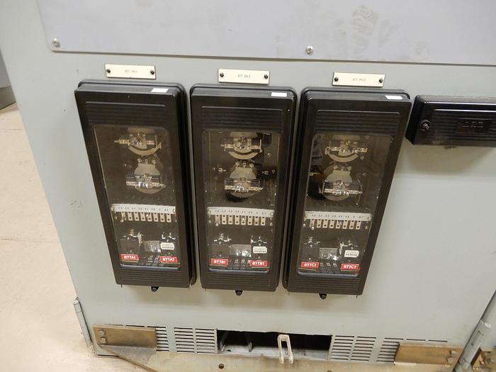 Used 13,800 V SIEMENS SWITHGEAR