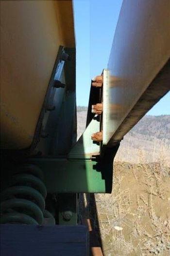 Used 32" x 47' Edem Balanced Vibrating Conveyor