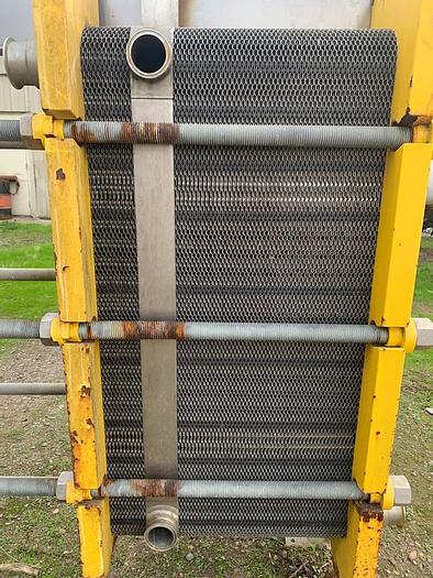 Used Heat Exchanger, Plate, 550 SF, S/st, AGC, Divider Block #S744438