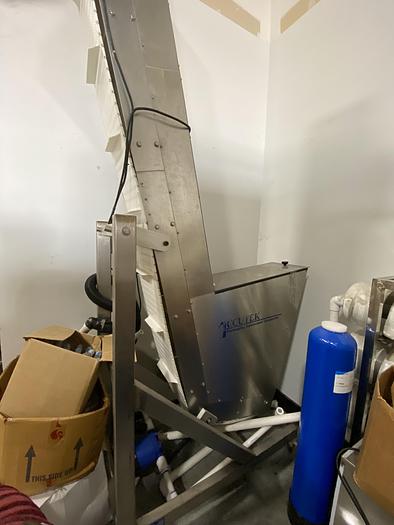 Used Biner Ellison 8 head RC40 capper