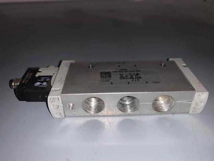 Used Solenoid valve VUVG-L18-M52-RT-G14-1P3 574428 Festo