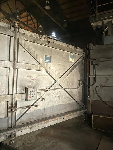 Used 1981 PANGBORN 8-LN 8' DOUBLE DOOR SWING TABLE