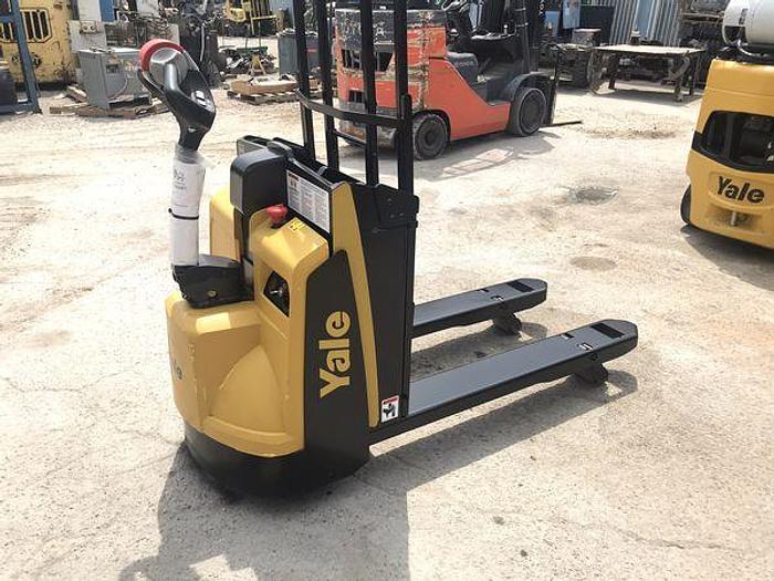 Used 2016 Yale MPB045 Electric Pallet Jack
