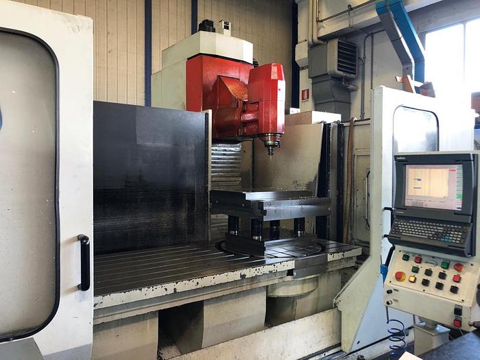 Usato CENTRO DI LAVORO VERTICALE A MONTANTE MOBILE GOGLIO TX200