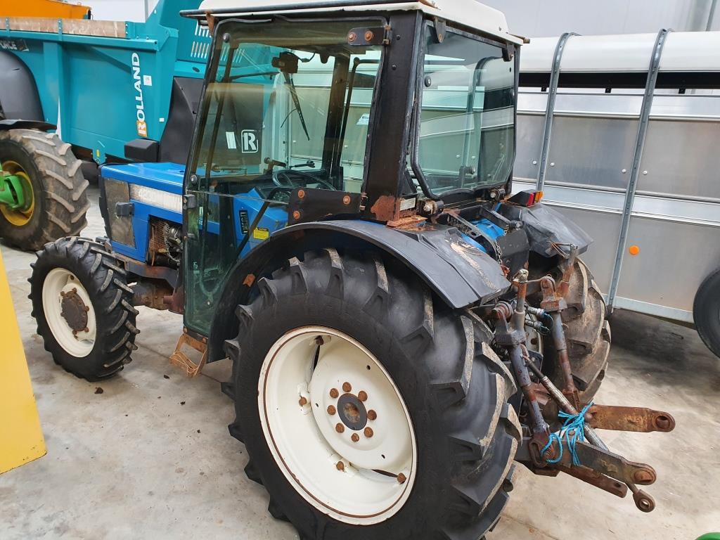 Used New Holland 4230 4wd Orchard Tractor