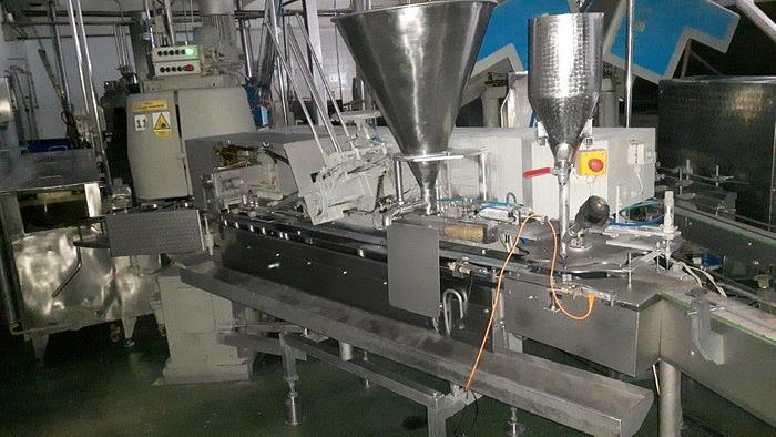 Lubeca can seamer line