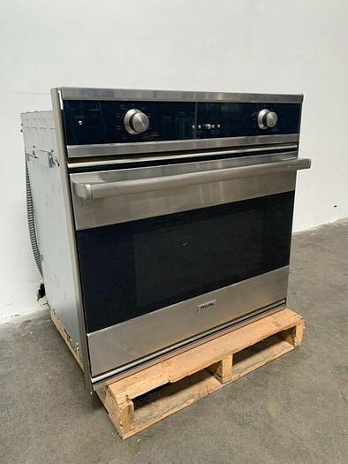 Used Viking Designer Series DSOE301SS Stainless Steel Electric Wall Oven