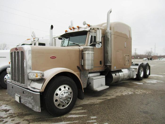 Used 2012 PETERBILT 389