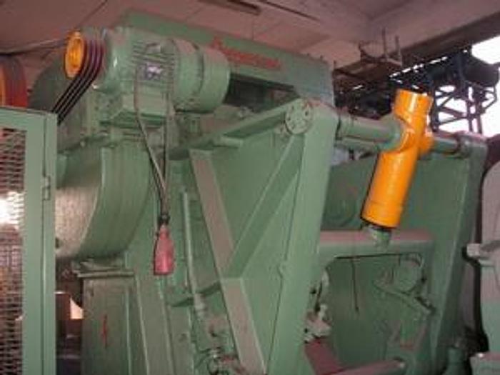 Ricondizionato Pressa per tegole BONGIOANNI mod. 5 PN