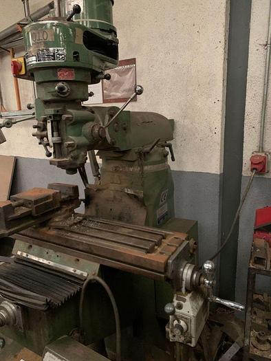 Used Microcut 1 1/2 Manual Turret Milling Machine