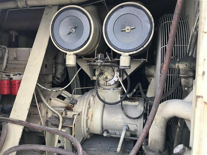 Used 1988 Ingersoll-Rand XP-825-W-CU 825 cfm / 125 psi Air Compressor Towable