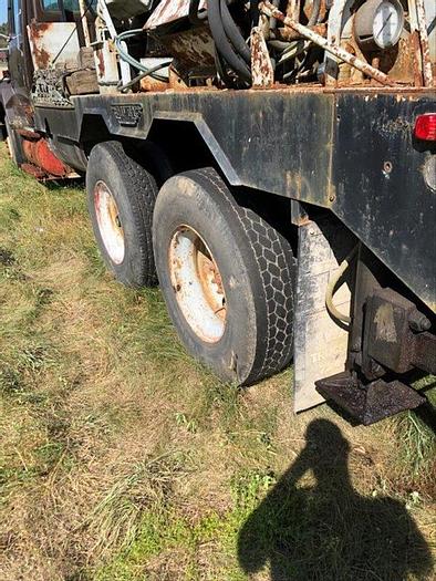 Used 1965 Davey M8A Drill Rig - Table Drive