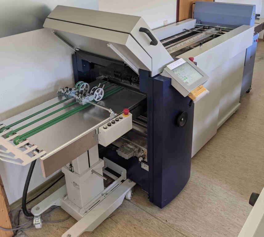 Used Fully automatic adjustable pocket folding machine MB Bäuerle Prestige FoldNet 524 ART 52 with bar creasing machine Bacciottini DG LINE 8000